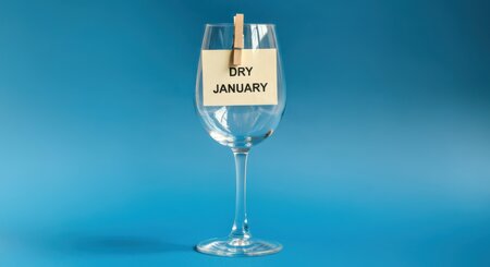 Crew Health Advice：禁酒の1月 (Dry January) - 船員のためのガイド