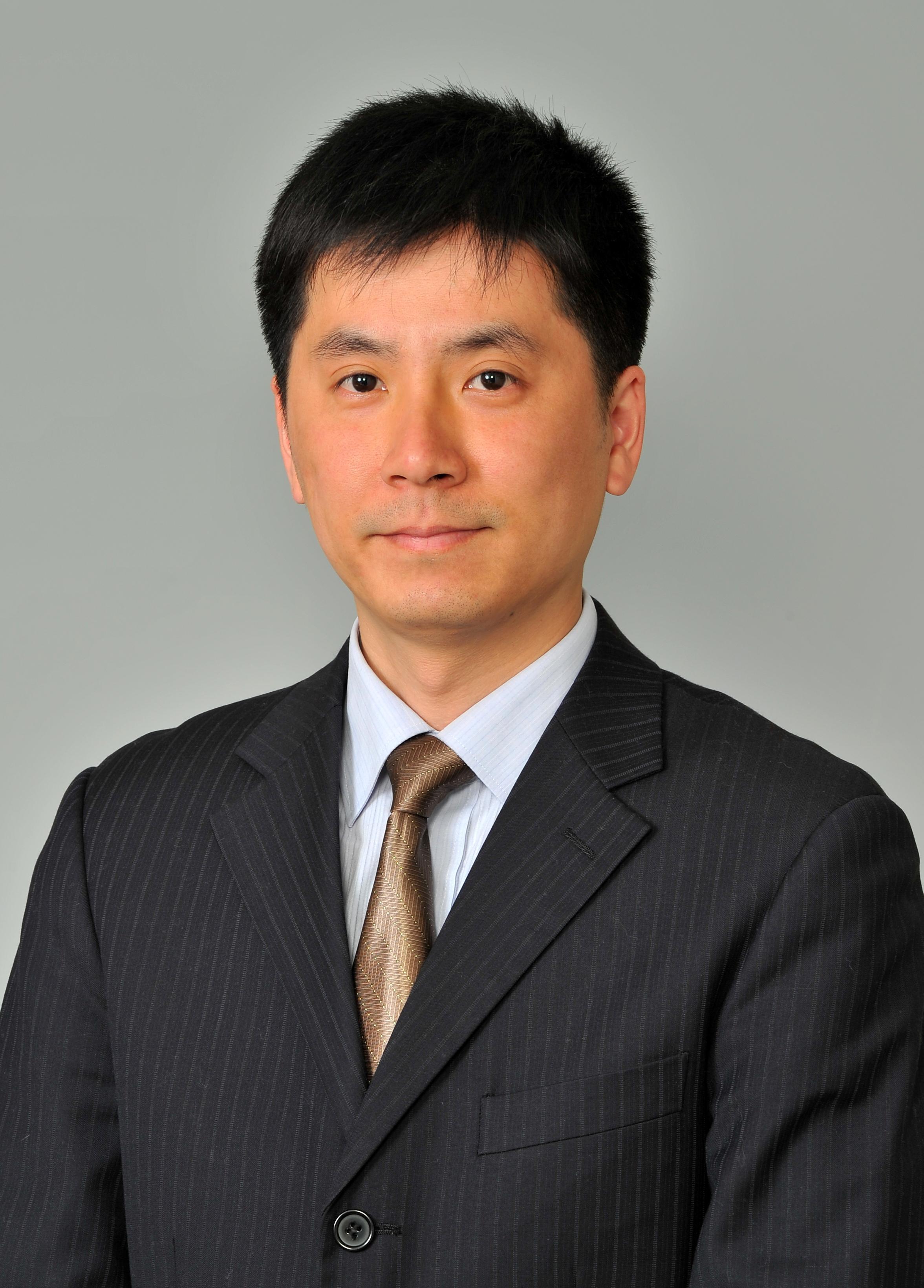 Senior Claims Executive Chen Yi